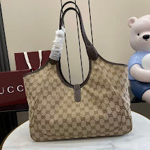 Designer Monogram Crossbody - Luxury Women's Premium Fashion Bag - NM4065