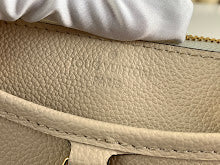 Premium Women's Shoulder Bag - Designer Luxury Fashion Accessory - NM4572