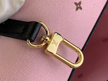Chic Women's Shoulder Handbag - Luxury Premium Designer Style - NM4736