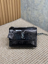 Chic Women's Satchel Handbag - Luxury Premium Designer Style - NM3455
