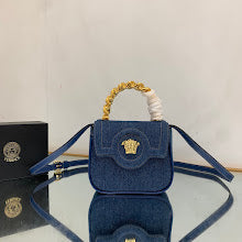 Designer Iconic Tote Handbag - Premium Luxury Women's Fashion - NM3095