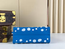 Luxury Iconic Crossbody Bag - Women's Elegant Designer Fashion - NM4612