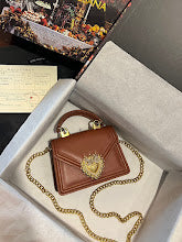 Luxury Iconic Crossbody Bag - Women's Elegant Designer Fashion - NM6712