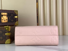 Premium Signature Crossbody - Chic Women's Luxury Designer Bag - NM4410