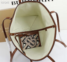Premium Women's Shoulder Bag - Designer Luxury Fashion Accessory - NM5533
