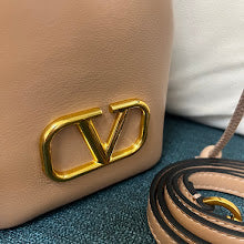 Premium Leather Shoulder Bag - Elegant Women's Designer Handbag - NM2959