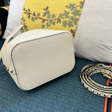 Chic Women's Satchel Handbag - Luxury Premium Designer Style - NM2812