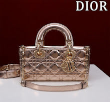 Luxury Monogram Shoulder Bag - Women's Elegant Designer Fashion - NM7405