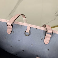 Premium Women's Tote Bag - Luxury Designer Fashion Handbag - NM5075