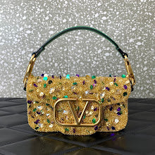Chic Women's Satchel Handbag - Luxury Premium Designer Style - NM2920