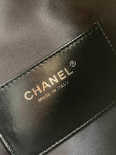 New Premium Women's Tote Bag - Luxury Designer Fashion Handbag - NM5995