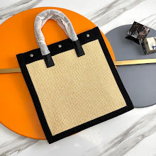 Luxury Iconic Crossbody Bag - Women's Elegant Designer Fashion - NM3353