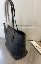 New Designer Iconic Shoulder Bag - Luxury Women's Premium Fashion - NM6516