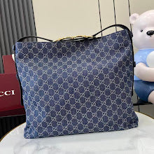 Luxury Signature Top Handle Bag - Elegant Women's Designer Handbag - NM3865