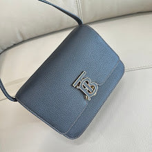 Chic Designer Tote Handbag - Luxury Premium Women's Fashion Bag - NM5604