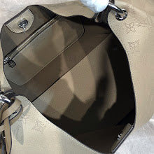 Luxury Designer Crossbody Bag for Women - Premium Fashion Handbag - NM4272