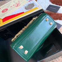 Chic Women's Crossbody Handbag - Luxury Premium Designer Style - NM6830