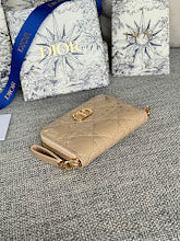 Designer Heritage Crossbody Bag - Premium Luxury Women's Fashion - NM7455