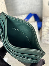 Luxury Signature Top Handle Bag - Elegant Women's Designer Handbag - NM7563