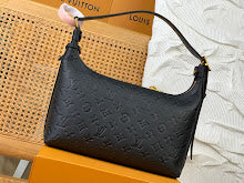 Premium Leather Shoulder Bag - Elegant Women's Designer Handbag - NM4528