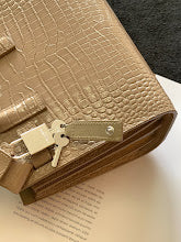 Luxury Monogram Shoulder Bag - Women's Elegant Designer Fashion - NM3520
