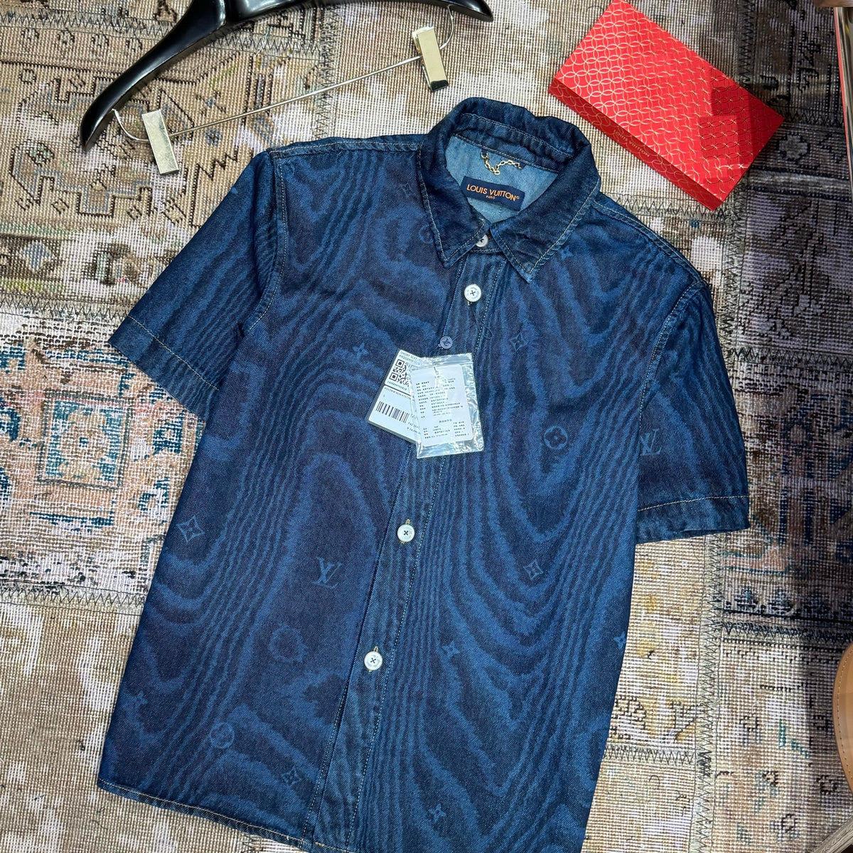 Louis Vuitton Tops? Louis Vuitton Lou Shirt Premium Designer Casual Top