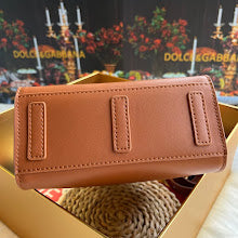 Chic Women's Crossbody Handbag - Luxury Premium Designer Style - NM6898