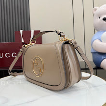 Premium Signature Crossbody - Chic Women's Luxury Designer Bag - NM4081