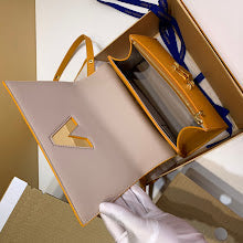 Designer Heritage Shoulder Bag - Premium Luxury Women's Handbag - NM4092