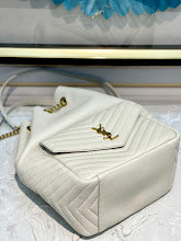 Chic Women's Designer Tote - Luxury Premium Handbag Style - NM3266