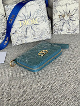 Premium Women's Shoulder Bag - Designer Luxury Fashion Accessory - NM7585