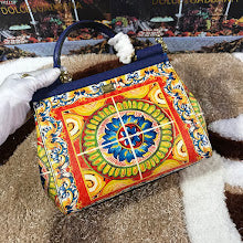 Premium Signature Shoulder Bag - Chic Women's Luxury Designer - NM7181