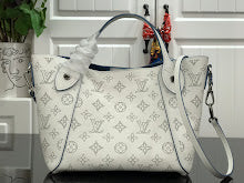 Chic Designer Tote Handbag - Luxury Premium Women's Fashion Bag - NM4254