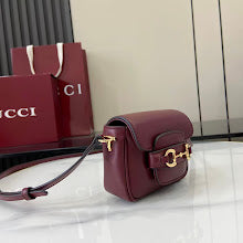 Luxury Iconic Crossbody Bag - Women's Elegant Designer Fashion - NM3950