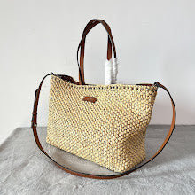 Chic Women's Designer Tote - Luxury Premium Handbag Style - NM2830