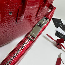 Premium Women's Crossbody Bag - Luxury Designer Fashion Accessory - NM3255