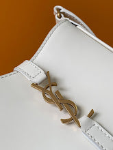 Premium Leather Shoulder Bag - Elegant Women's Designer Handbag - NM3297