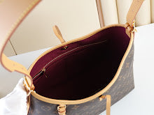 Premium Women's Crossbody Bag - Luxury Designer Fashion Accessory - NM4715