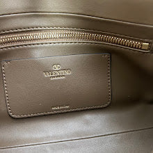 Luxury Monogram Shoulder Bag - Women's Elegant Designer Fashion - NM2916