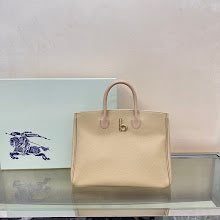 Designer Iconic Shoulder Bag - Luxury Women's Premium Fashion - NM5515