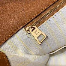 Chic Women's Shoulder Handbag - Luxury Premium Designer Style - NM5225