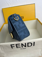 Luxury Structured Shoulder Bag - Women's Premium Designer Fashion - NM7642