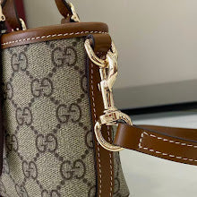 Chic Designer Crossbody Purse - Premium Luxury Women's Style - NM3936