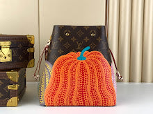 Luxury Monogram Shoulder Bag - Women's Elegant Designer Fashion - NM4580
