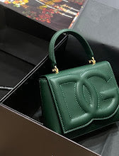 Premium Heritage Tote Bag - Elegant Women's Luxury Designer Style - NM7089