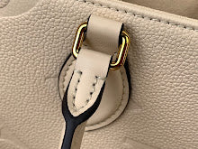 Premium Signature Crossbody - Chic Women's Luxury Designer Bag - NM4948