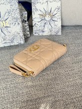 Luxury Structured Shoulder Bag - Women's Premium Designer Fashion - NM7337