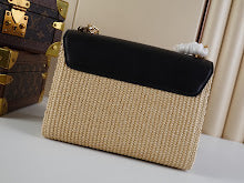 Premium Women's Crossbody Bag - Luxury Designer Fashion Accessory - NM5408