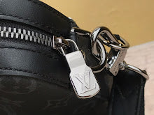 Luxury Monogram Shoulder Bag - Women's Elegant Designer Fashion - NM5016