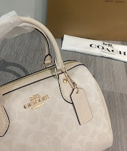 New Luxury Signature Top Handle Bag - Elegant Women's Designer Handbag - NM6513